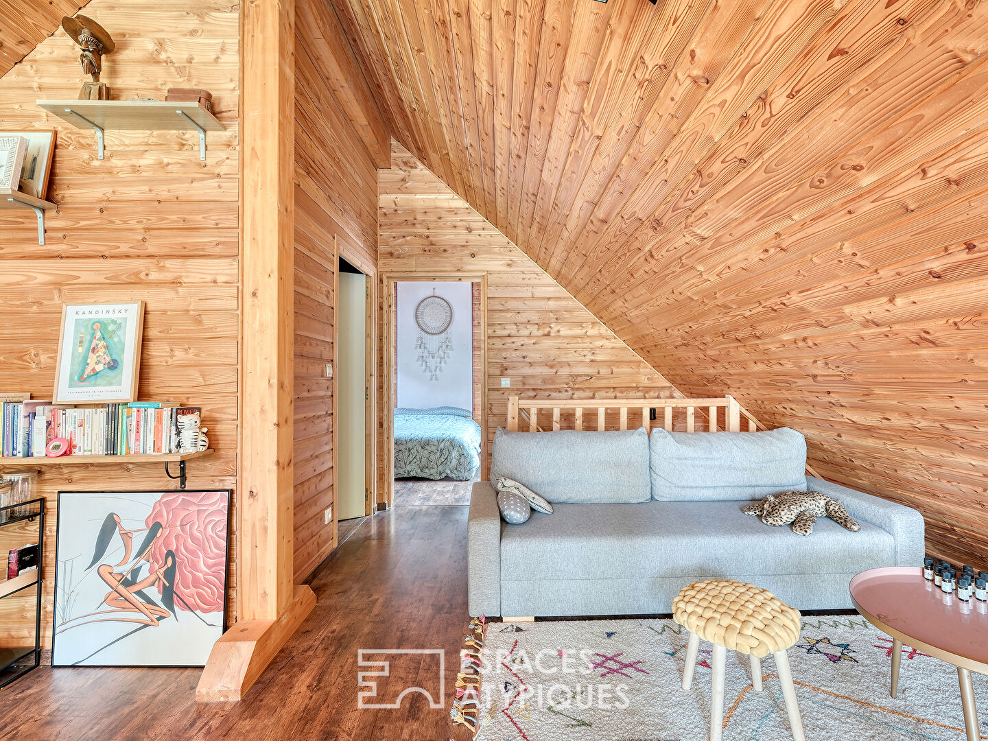 Wooden house open to nature