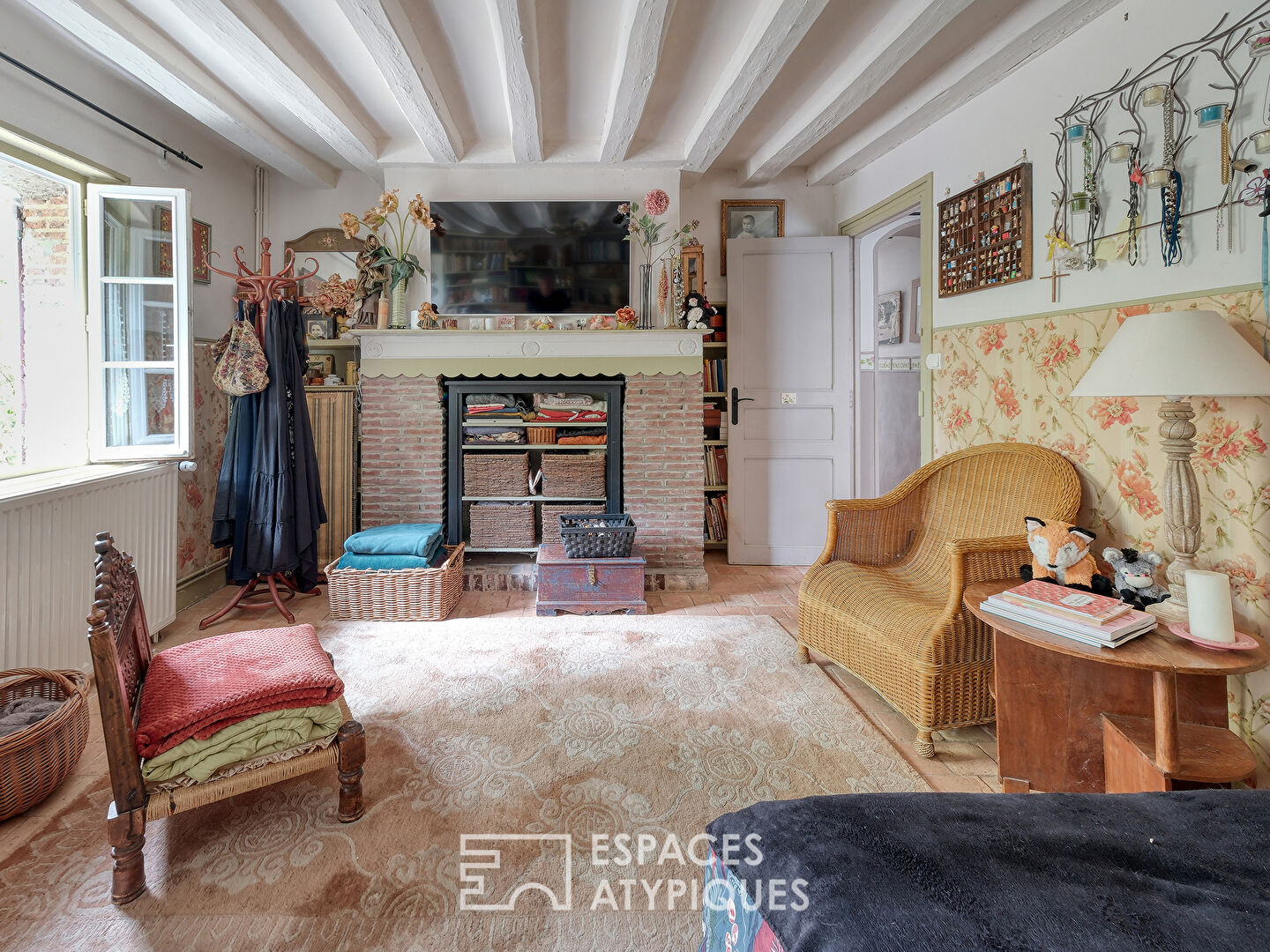 Longère au style cottage anglais et son jardin bucolique
