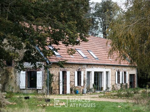 Longère renovated in a design and contemporary spirit