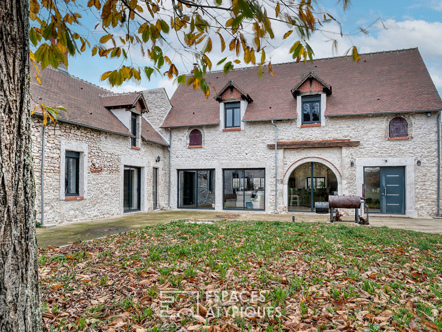 Maison au charme d’antan et sa chapelle