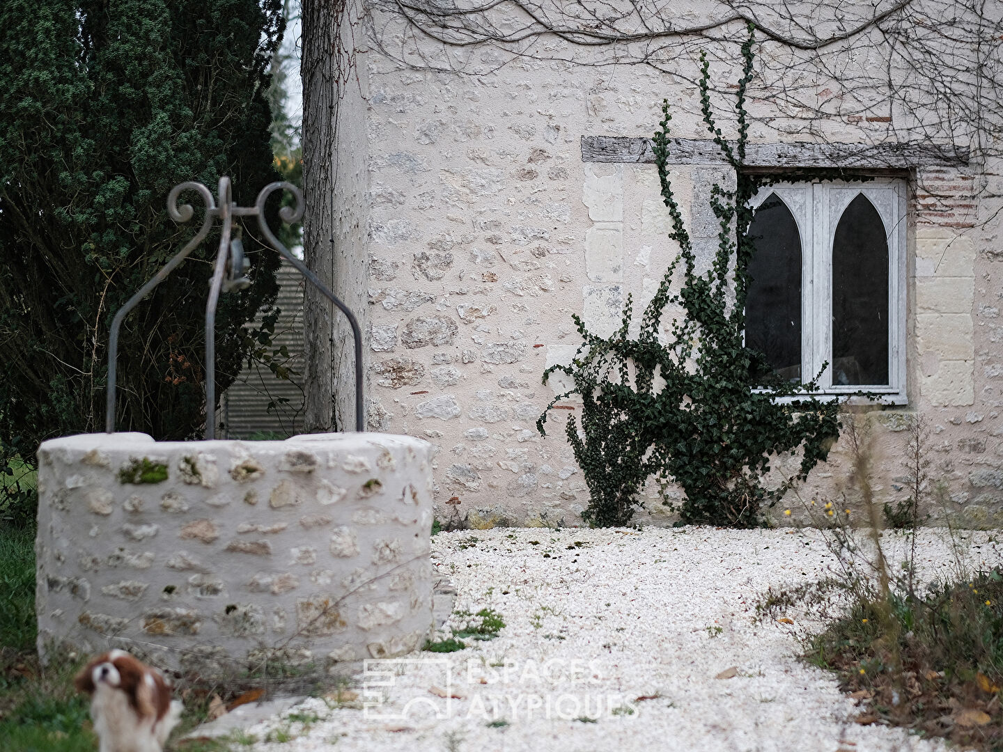 Maison au charme d’antan et sa chapelle