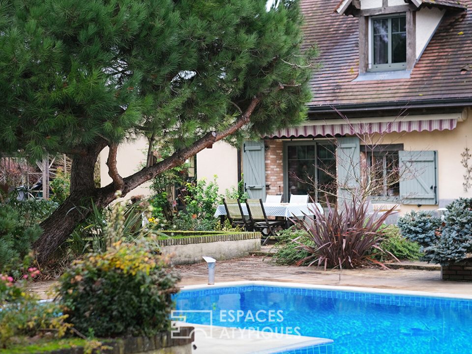 Propriété avec piscine et parc au pied de la Loire