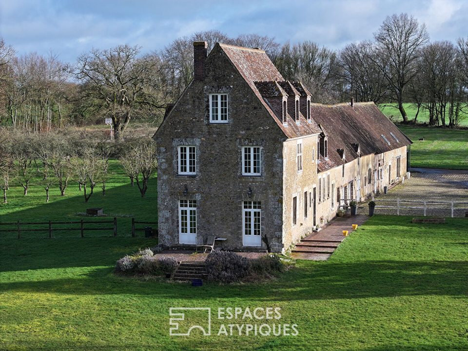 Manoir du XVème siècle dans la campagne du perche