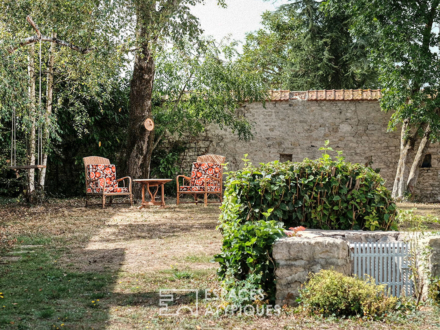 L’ancienne grange aux allures campagne-chic proche de Paris