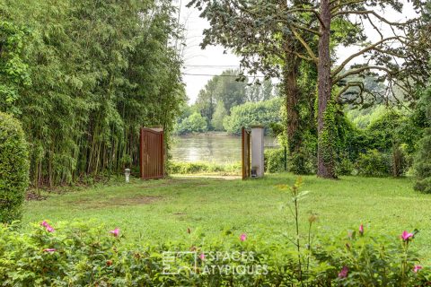 Anciennes maisonnettes de pêcheurs au bord de la Loire