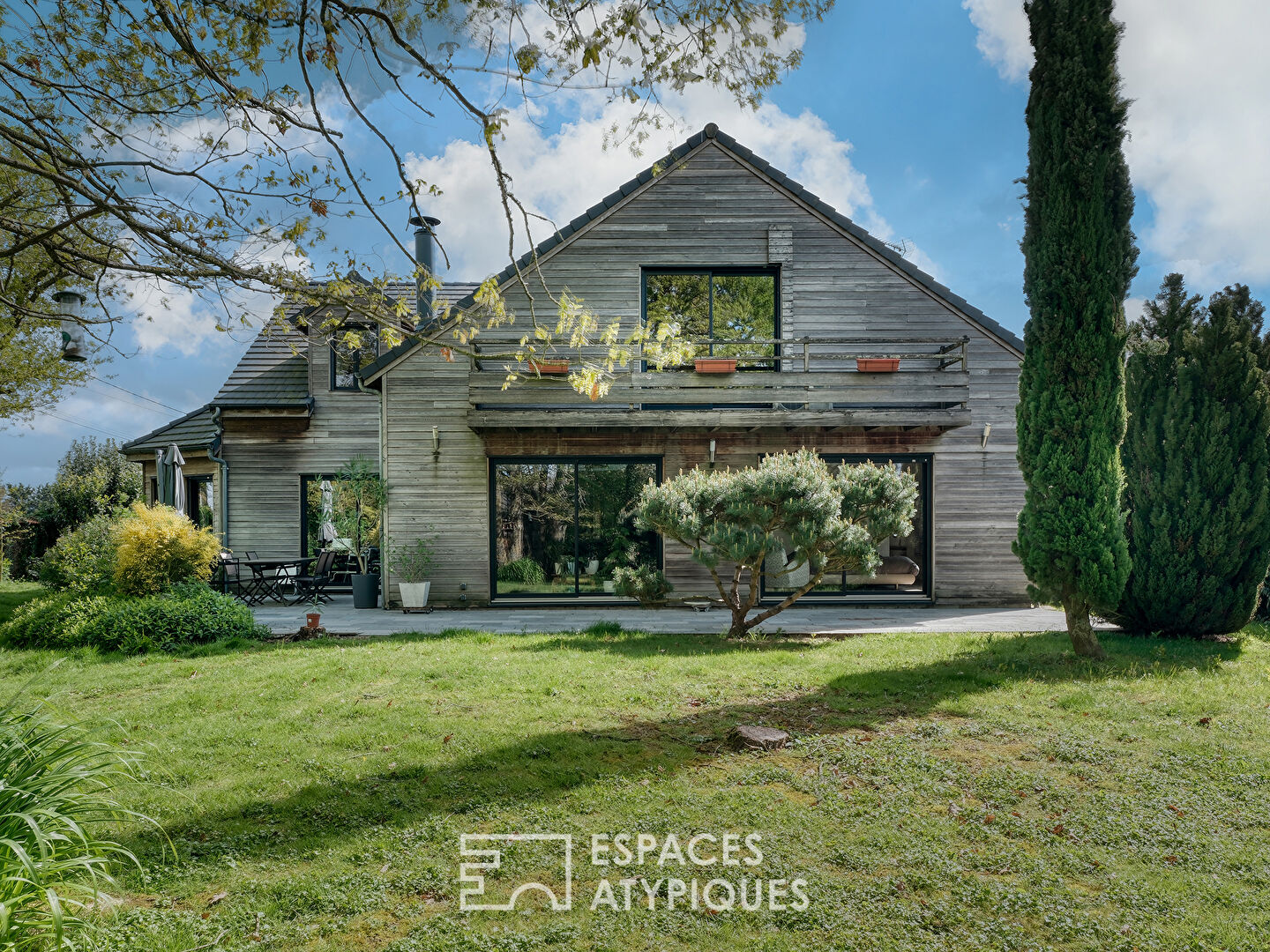 Maison contemporaine en bois