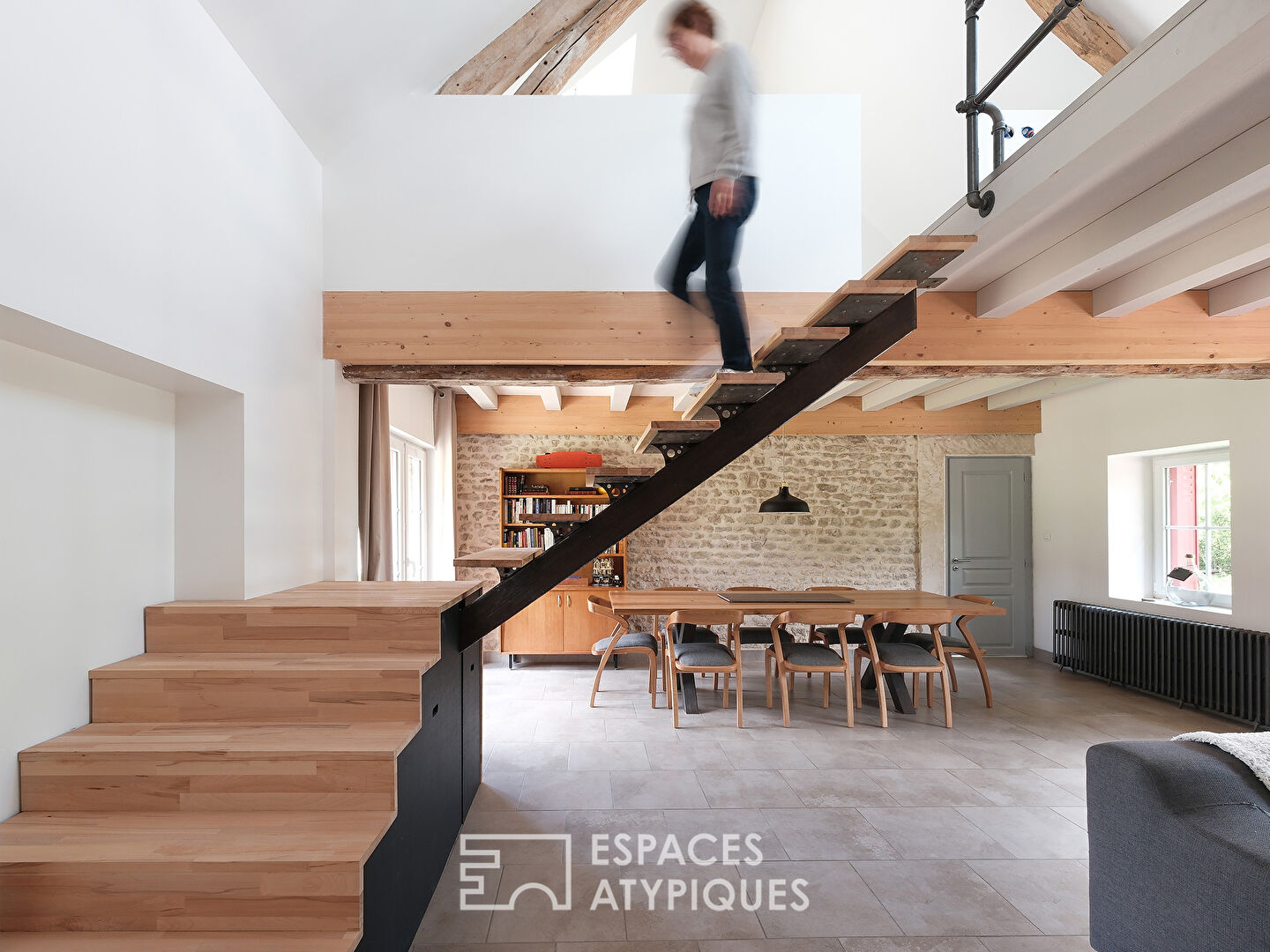 Bâtisse XVIIIème et début XXème entièrement rénovée par un architecte