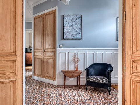 Belle maison bourgeoise du 19ème et son élégant jardin paysagé