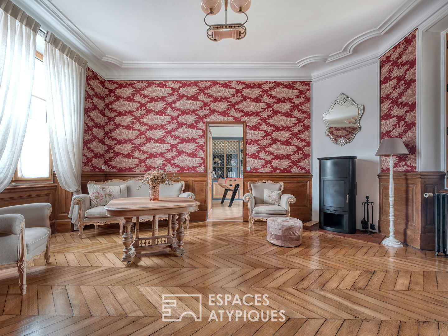 Belle maison bourgeoise du 19ème et son élégant jardin paysagé