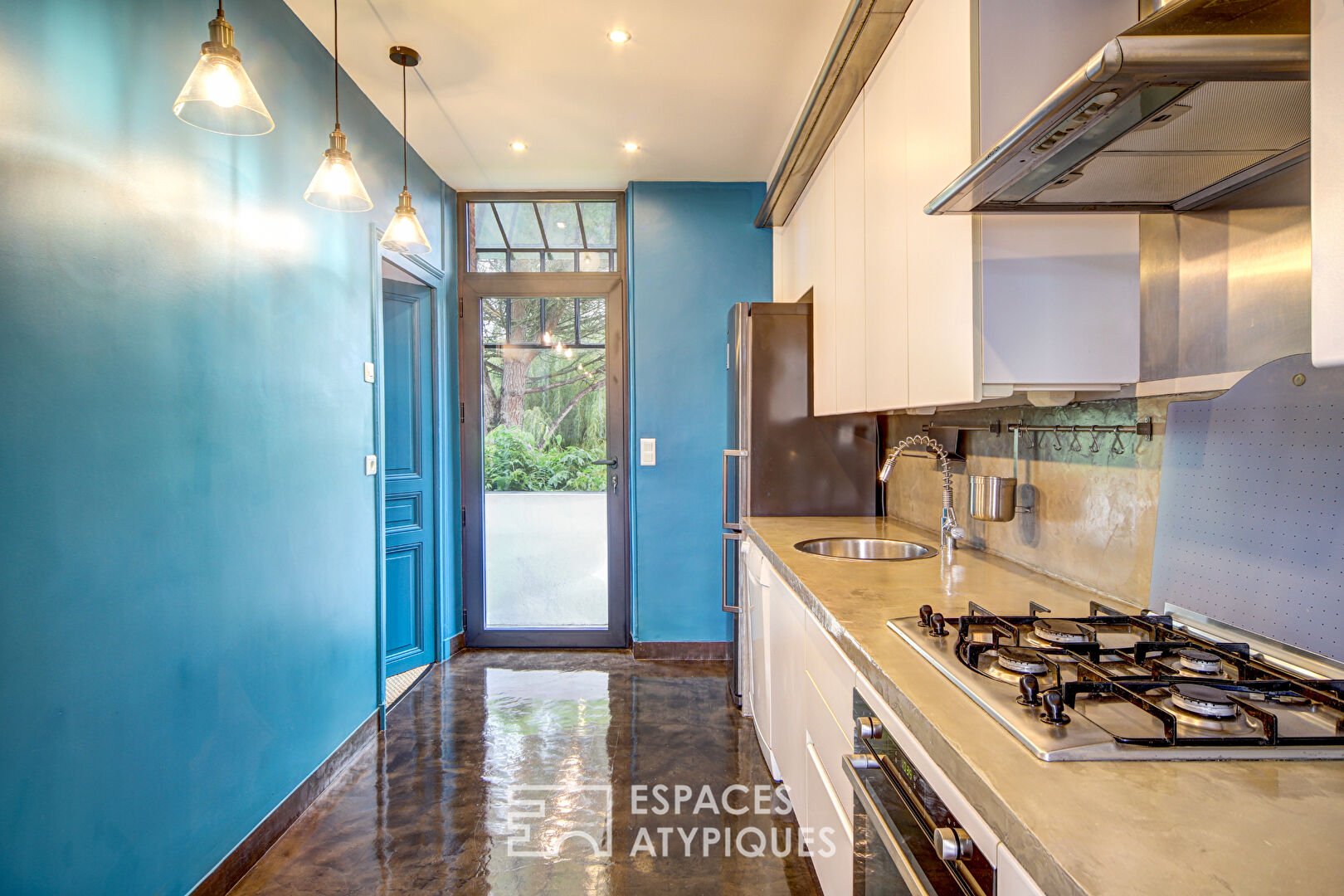 Maison familiale avec jardin et terrasse