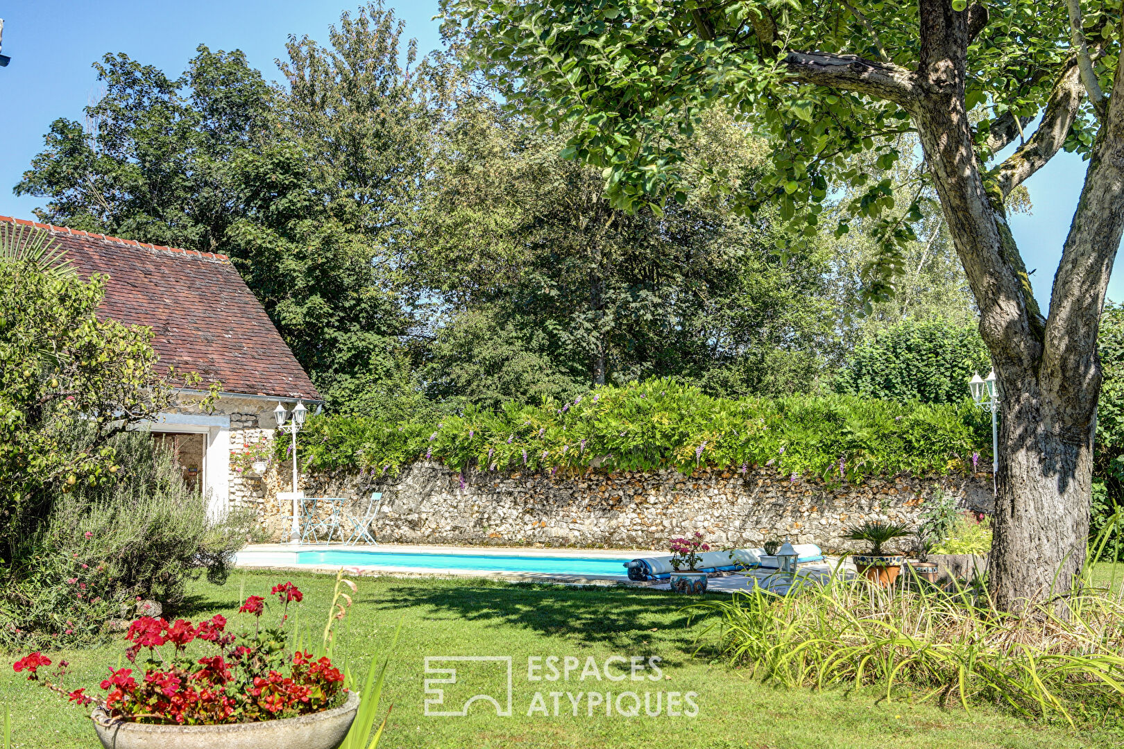 Fermette au charme authentique avec piscine