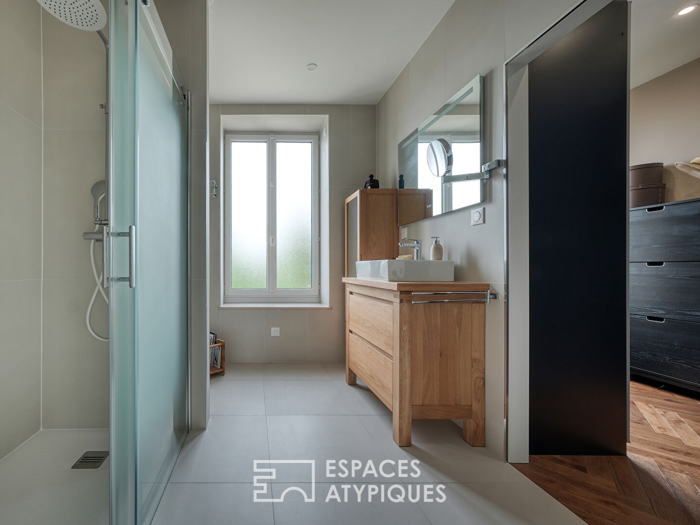 Élégante maison bourgeoise et sa piscine