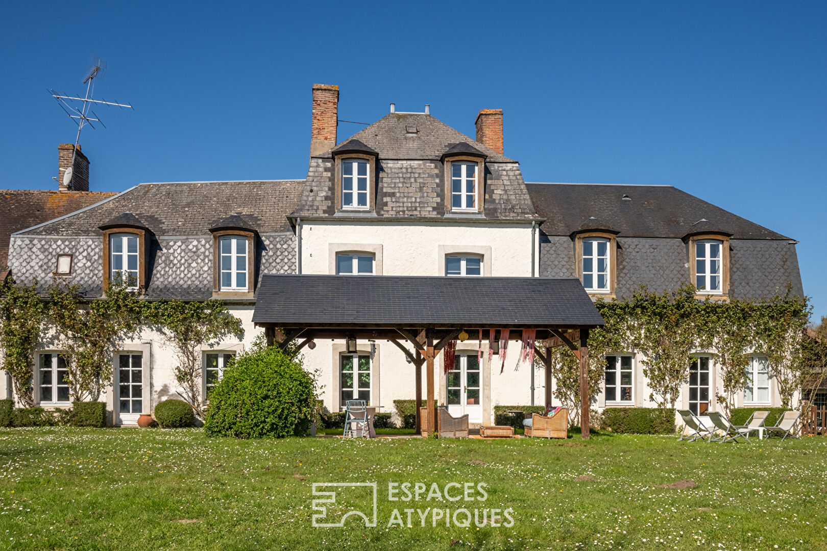 Domaine de caractère et écuries