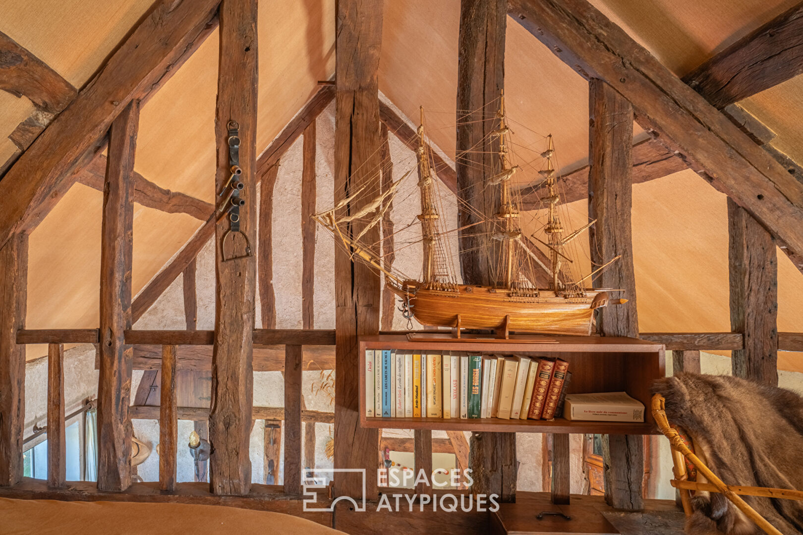 Longère, ancien presbytère, au charme authentique