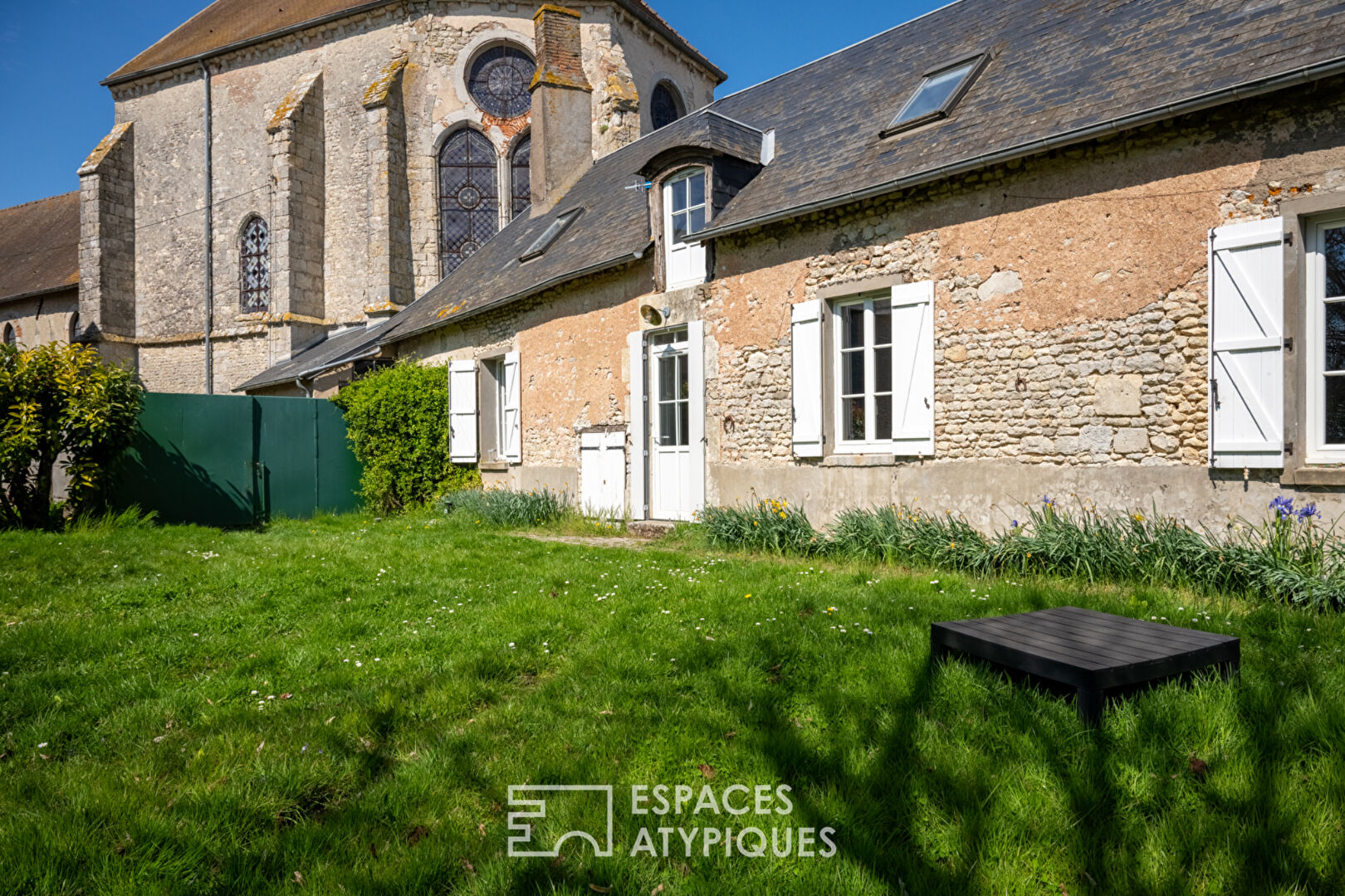 Ancien presbytère et son jardin de curé