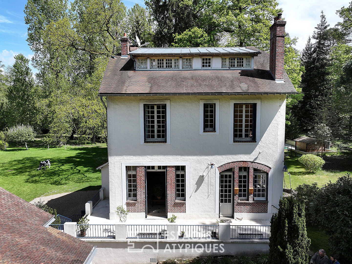 Maison bourgeoise fin 19ème au coeur de sa propriété