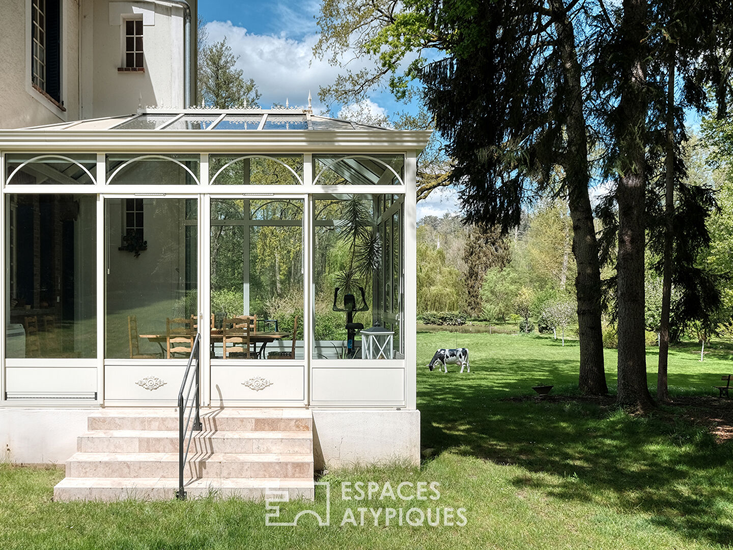 Maison bourgeoise fin 19ème au coeur de sa propriété