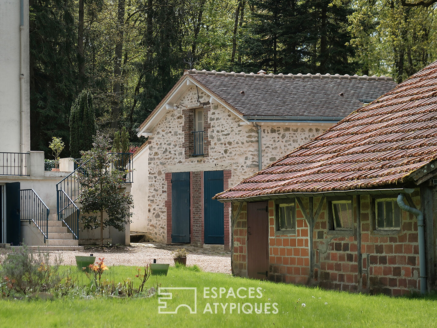 Maison bourgeoise fin 19ème au coeur de sa propriété