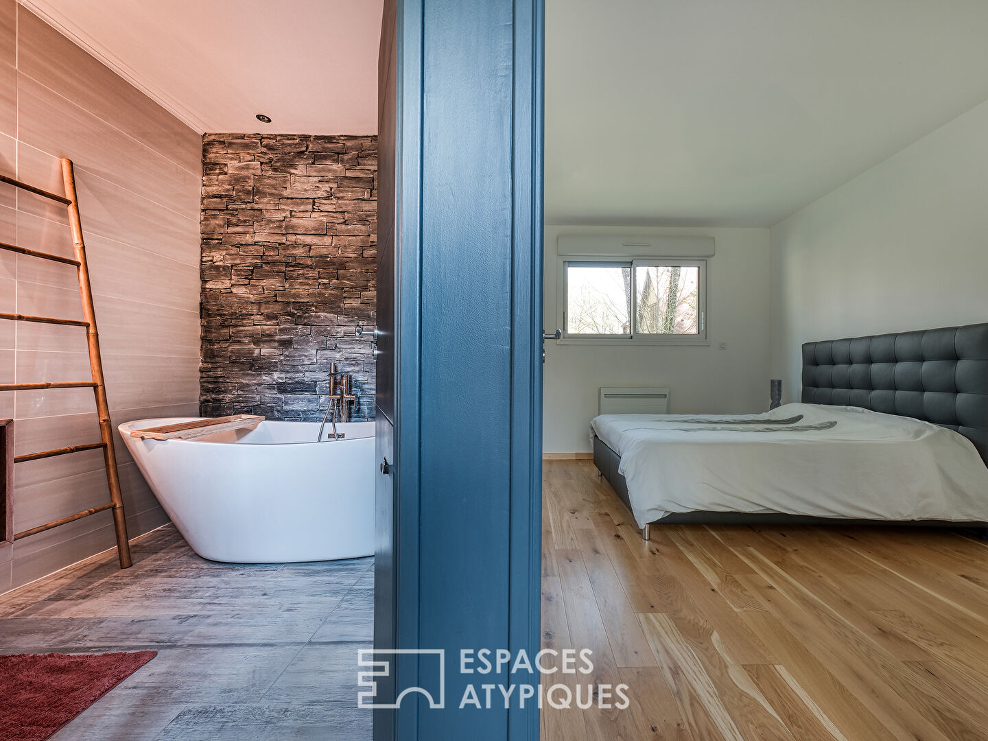 Maison d’architecte en bois au coeur de la forêt