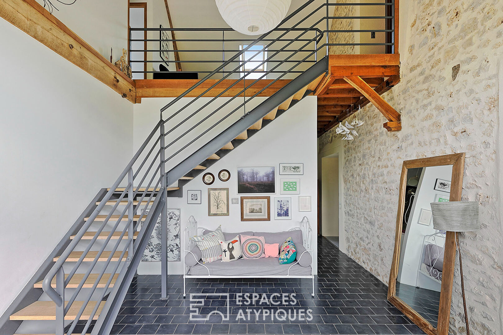 Ancienne grange à la rénovation contemporaine
