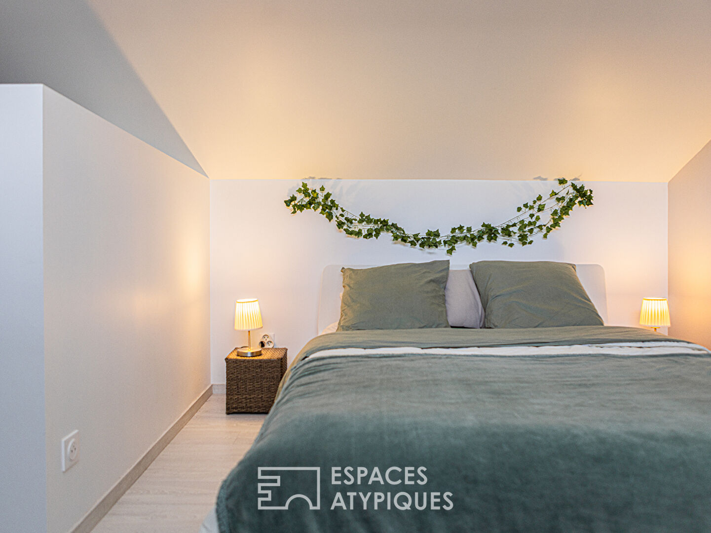 Duplex contemporain avec patio