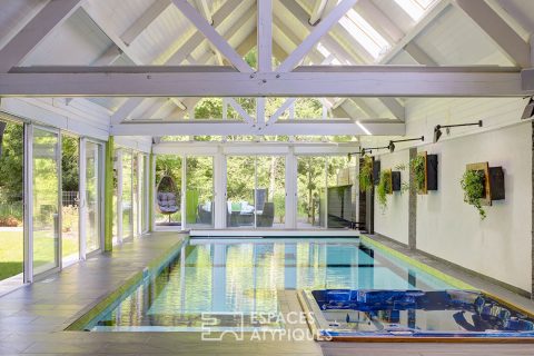 Élégante maison solognote avec piscine intérieure