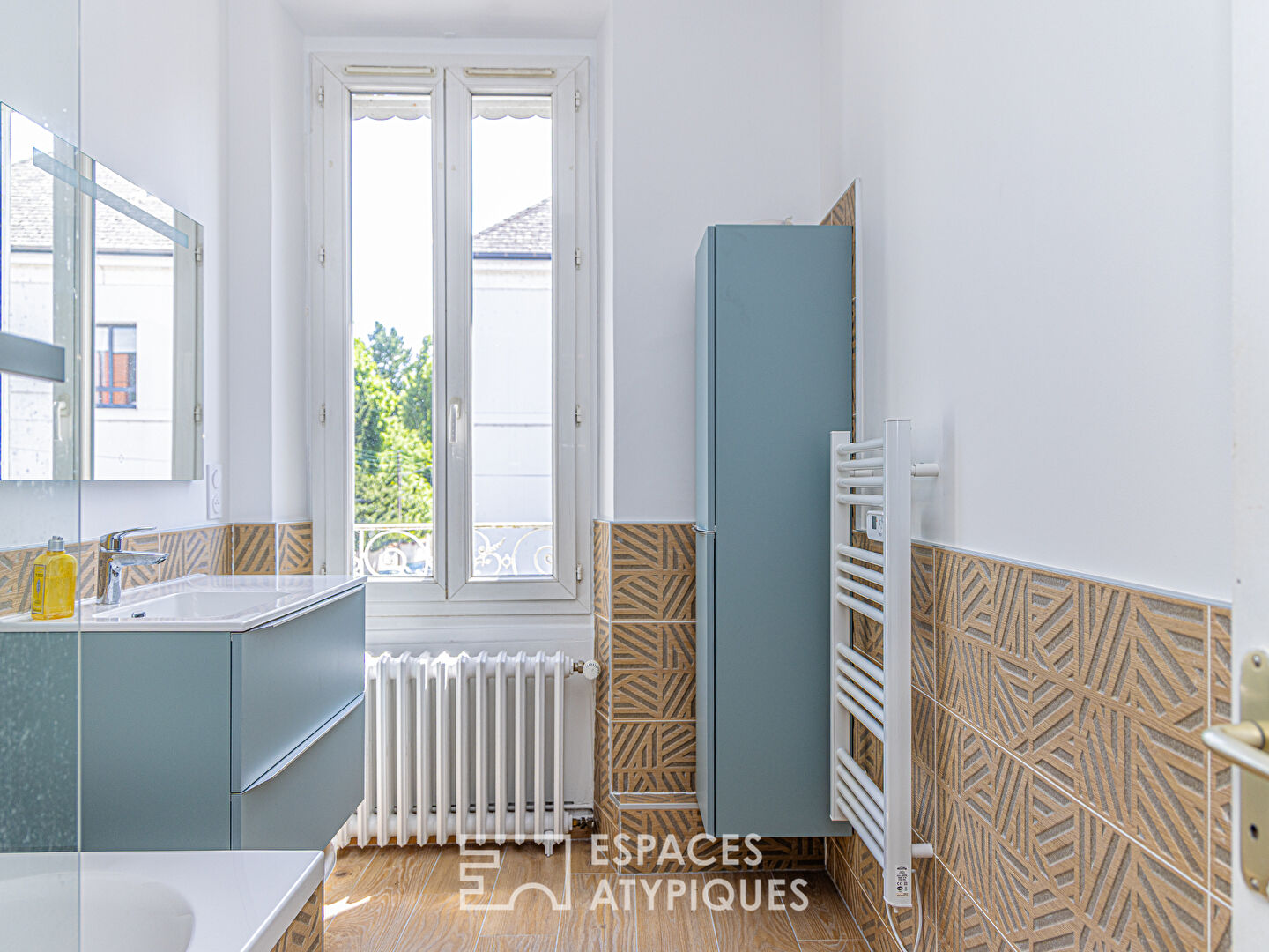 Maison 30 ‘s et son jardin bucolique