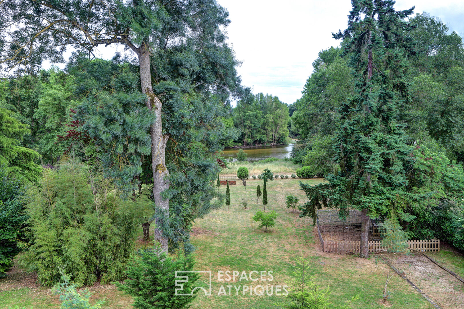 Maison familiale vue Loire