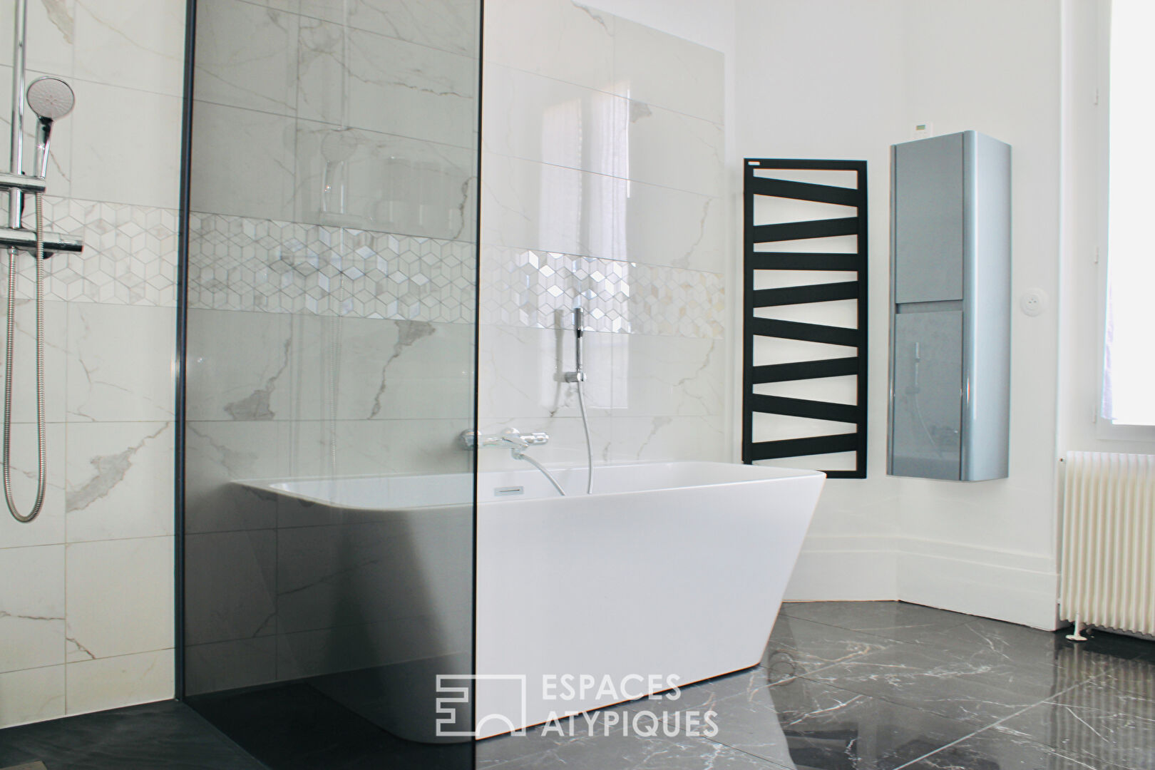 Elegant Townhouse with a Contemporary Twist