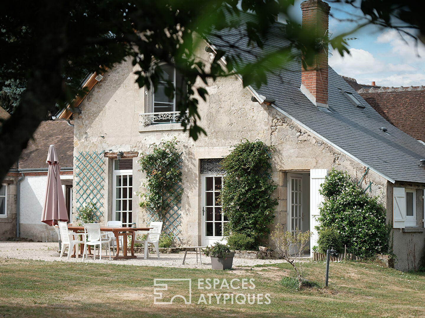 18th century residence with authentic charm