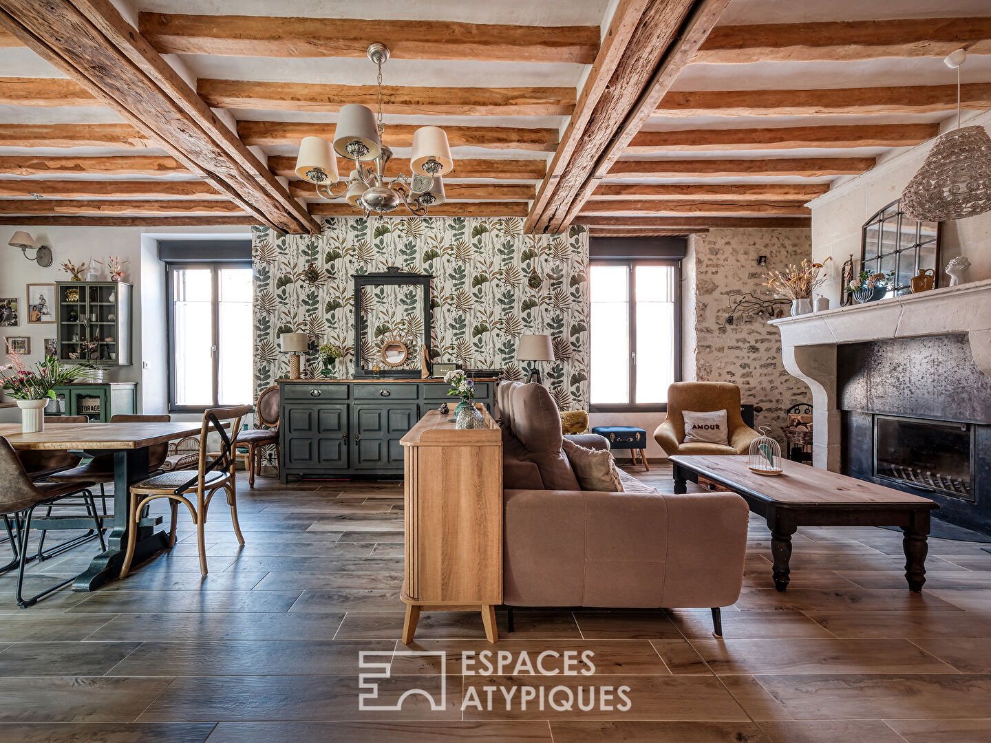 Bucolic house and its secret garden