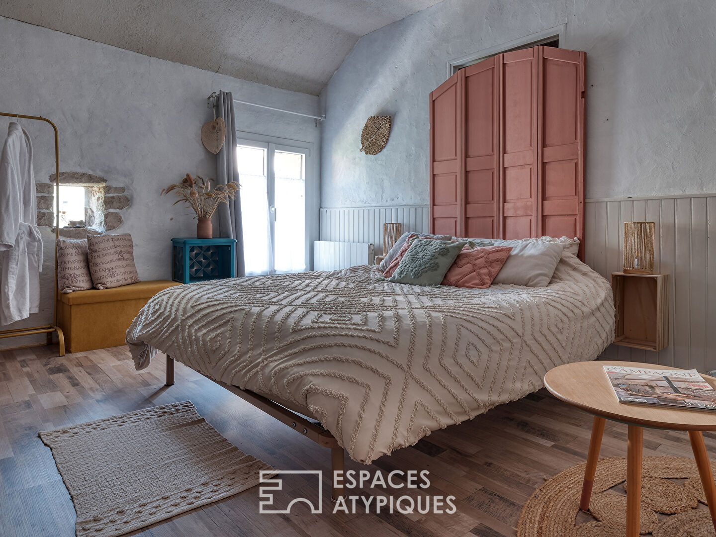 Bucolic house and its secret garden