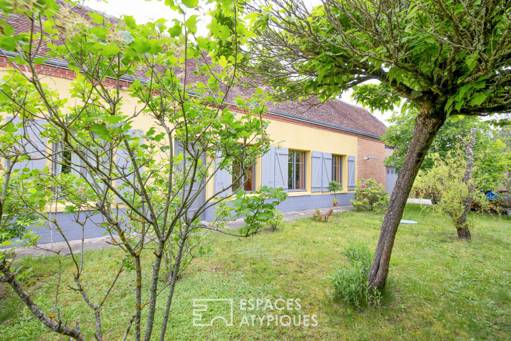 MAISON DE CHARME AVEC JARDIN AU COEUR D’UN VILLAGE DE SOLOGNE