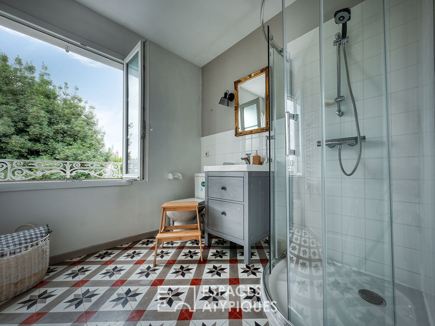 Elegant Family Home in the Dunois District – Orléans