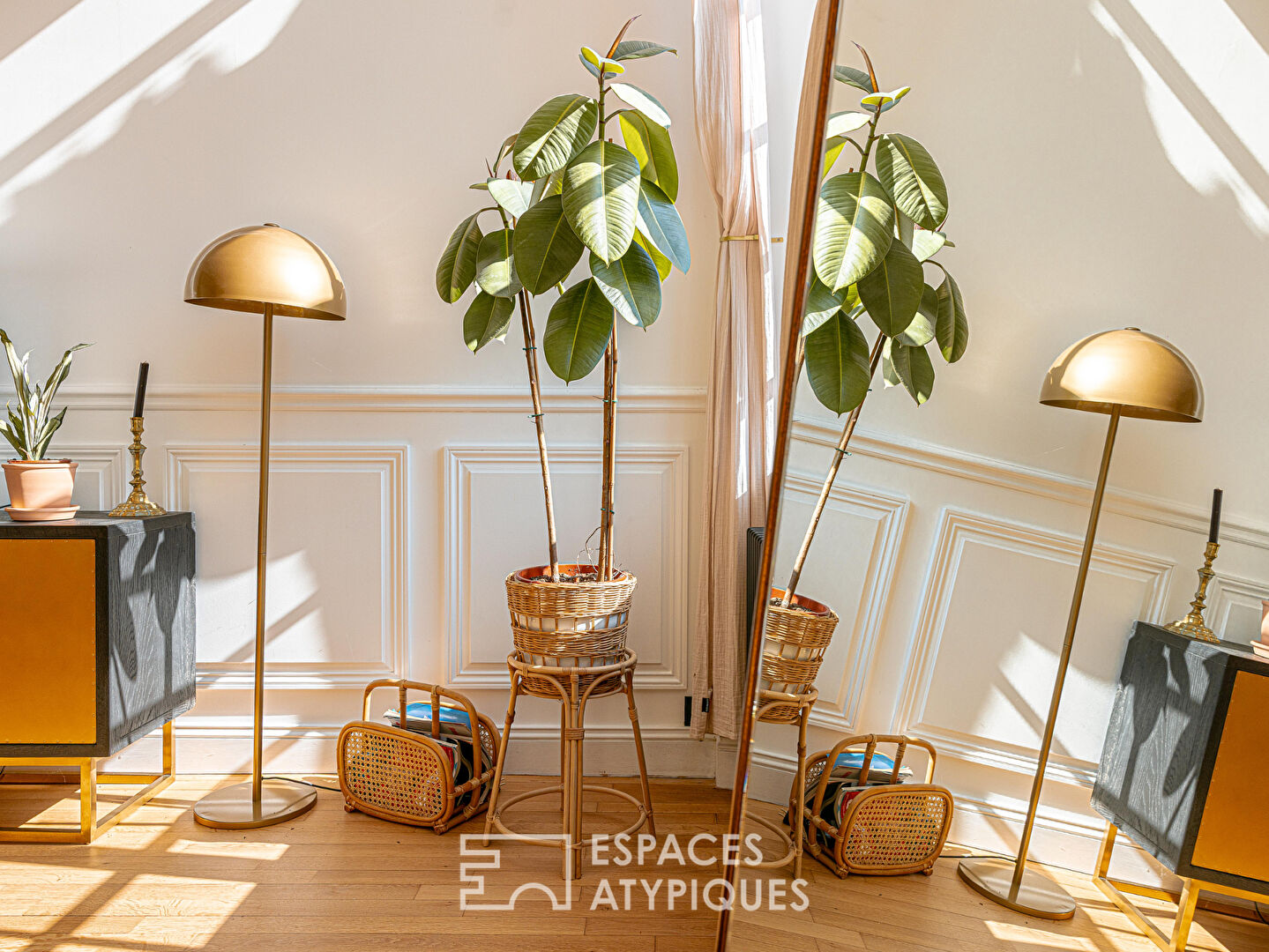 Rez-de-jardin d’exception dans un château à Chécy