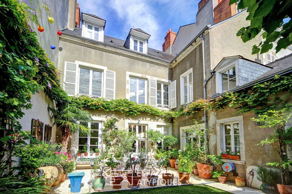 Maison de prestige discrète au coeur d'Orléans