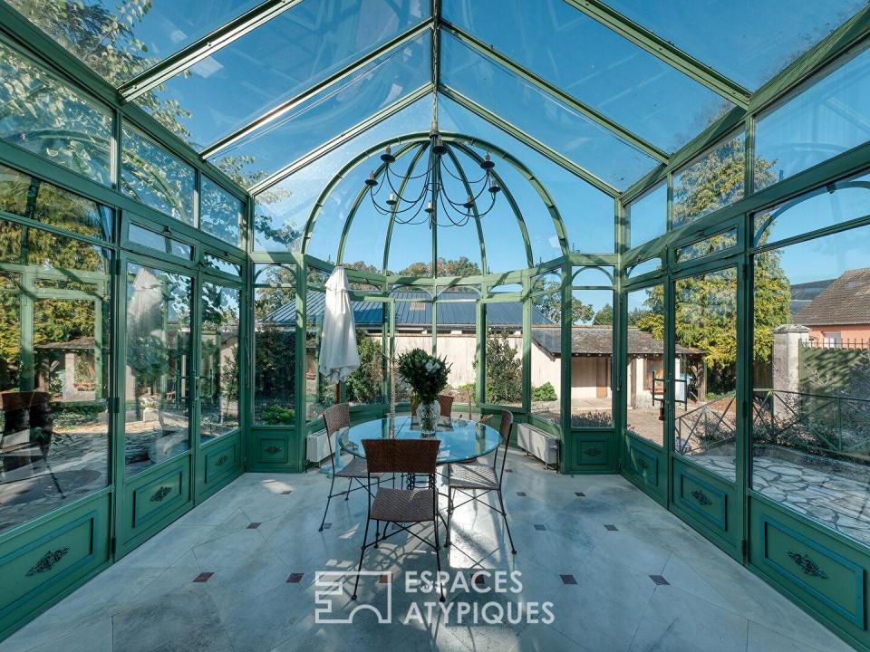 Demeure bourgeoise avec piscine au coeur de Janville