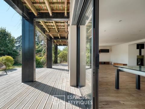 Architecture contemporaine avec son jardin secret quartier Saint-Marc