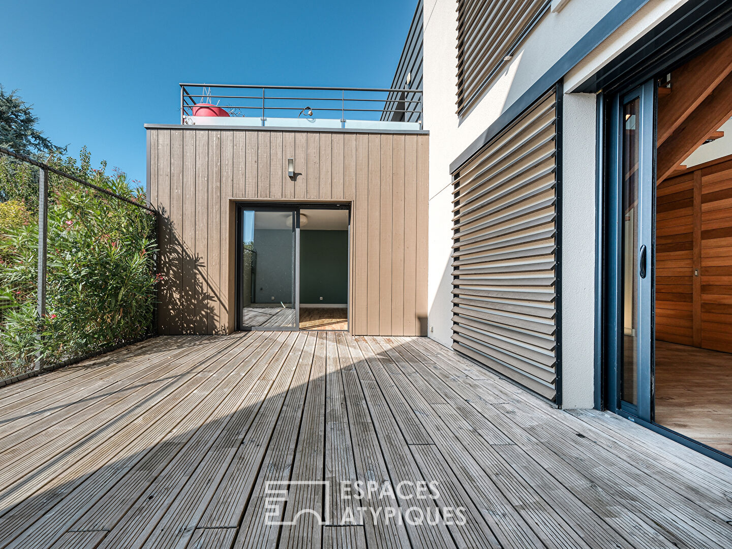 Contemporary luxury residence in Saint-Marc