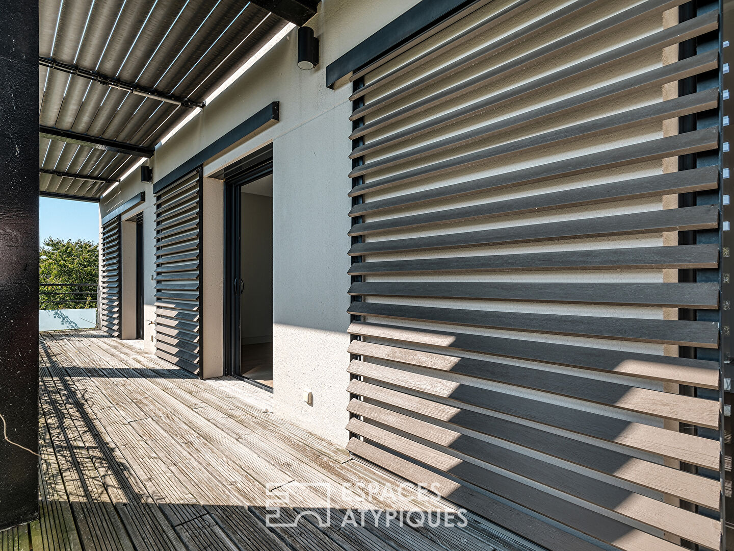 Contemporary luxury residence in Saint-Marc