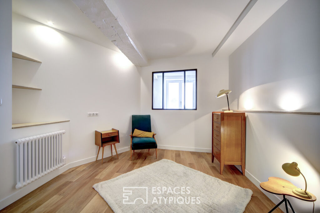 Graphic apartment in the city center