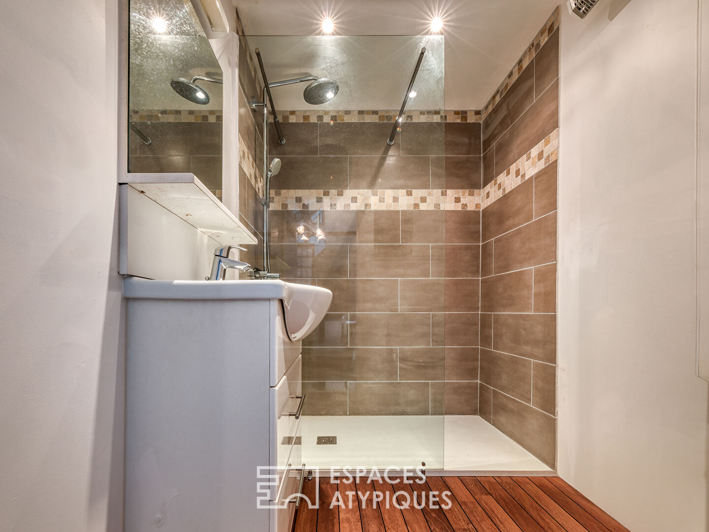 Ancien relais de poste au coeur du bourg de Chatillon sur loire