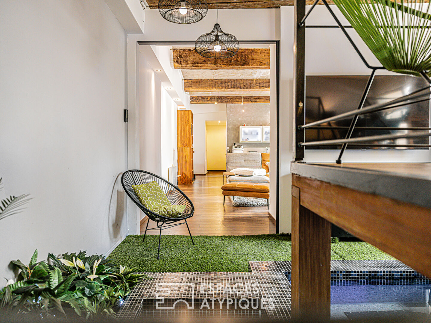 Loft avec piscine intérieure à deux pas des bords de Loire