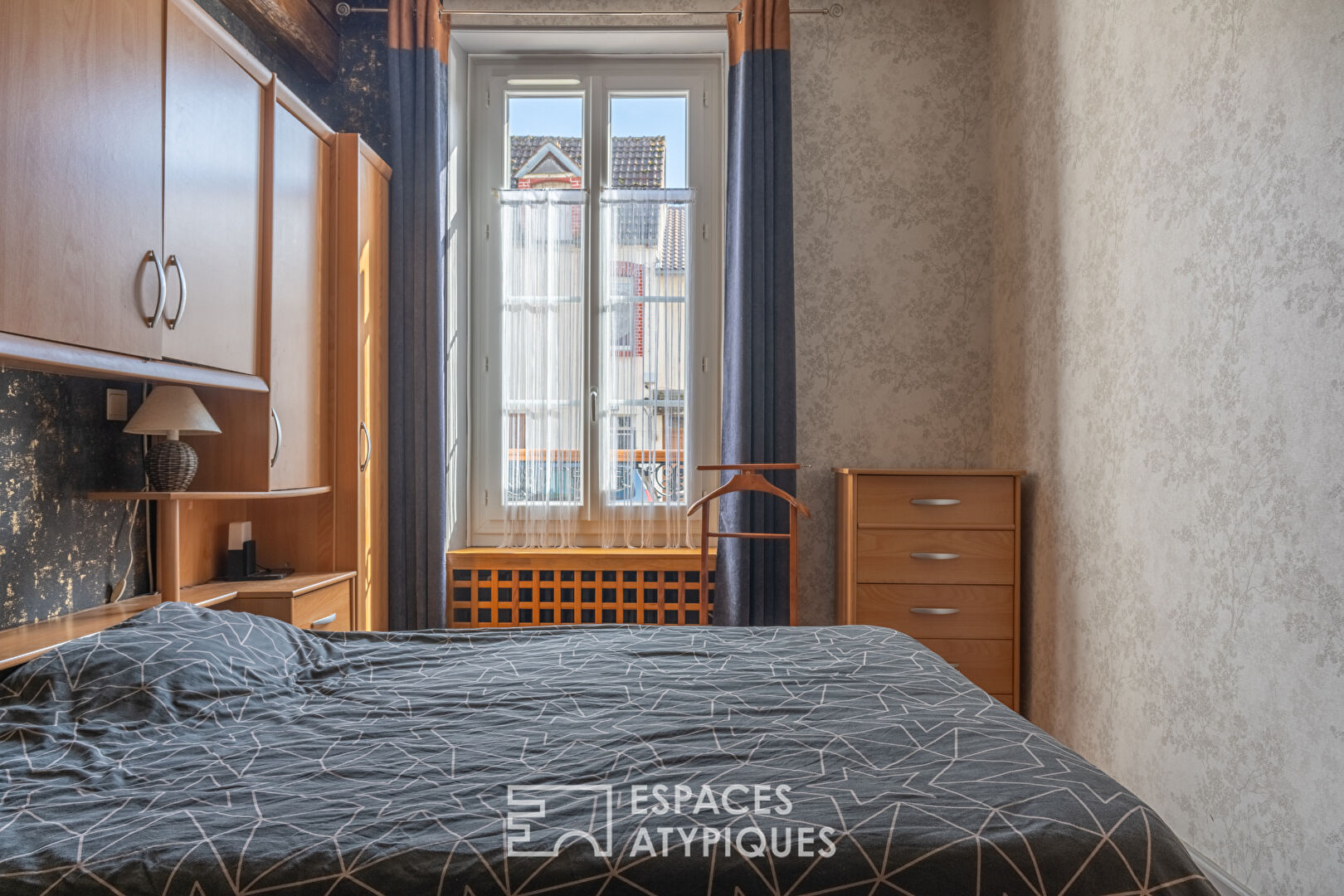 Bâtisse XIXème bord Canal