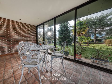 Contemporaine avec parc paysager