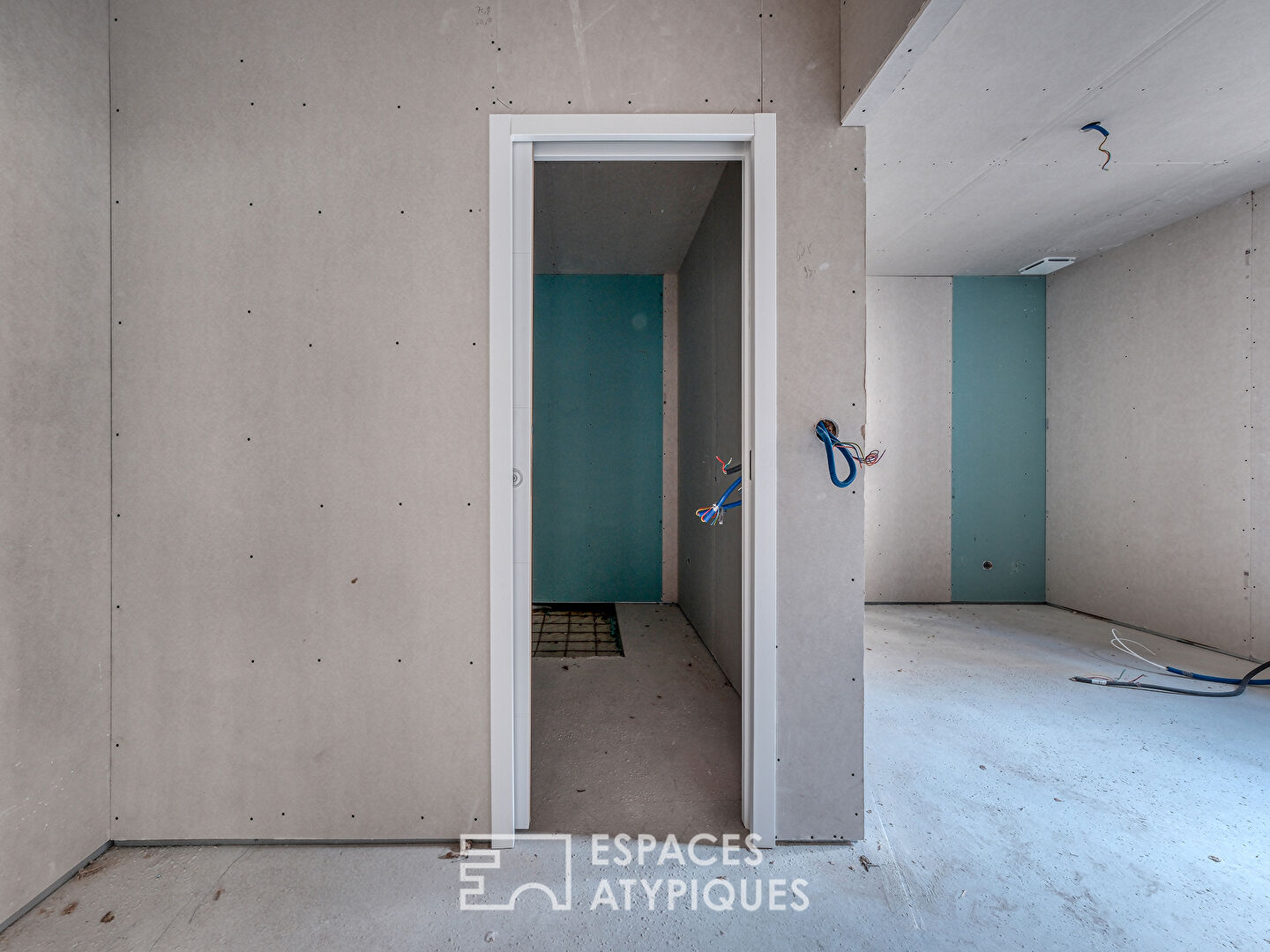 Anciennes écuries revisitées, au coeur d&rsquo;un quartier prisé d&rsquo;Orléans