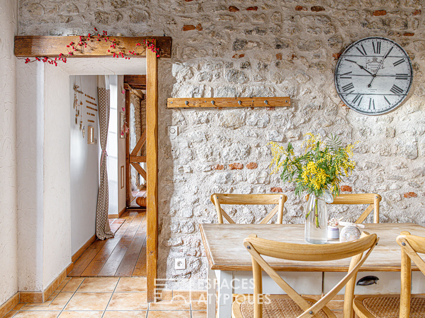 Longère de charme dans un environnement préservé en lisière de forêt