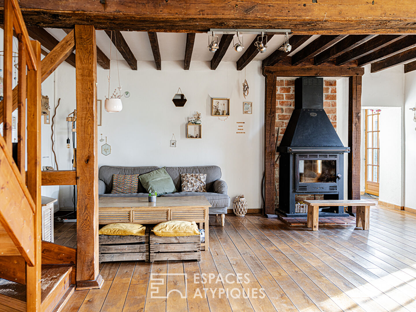 Longère de charme dans un environnement préservé en lisière de forêt