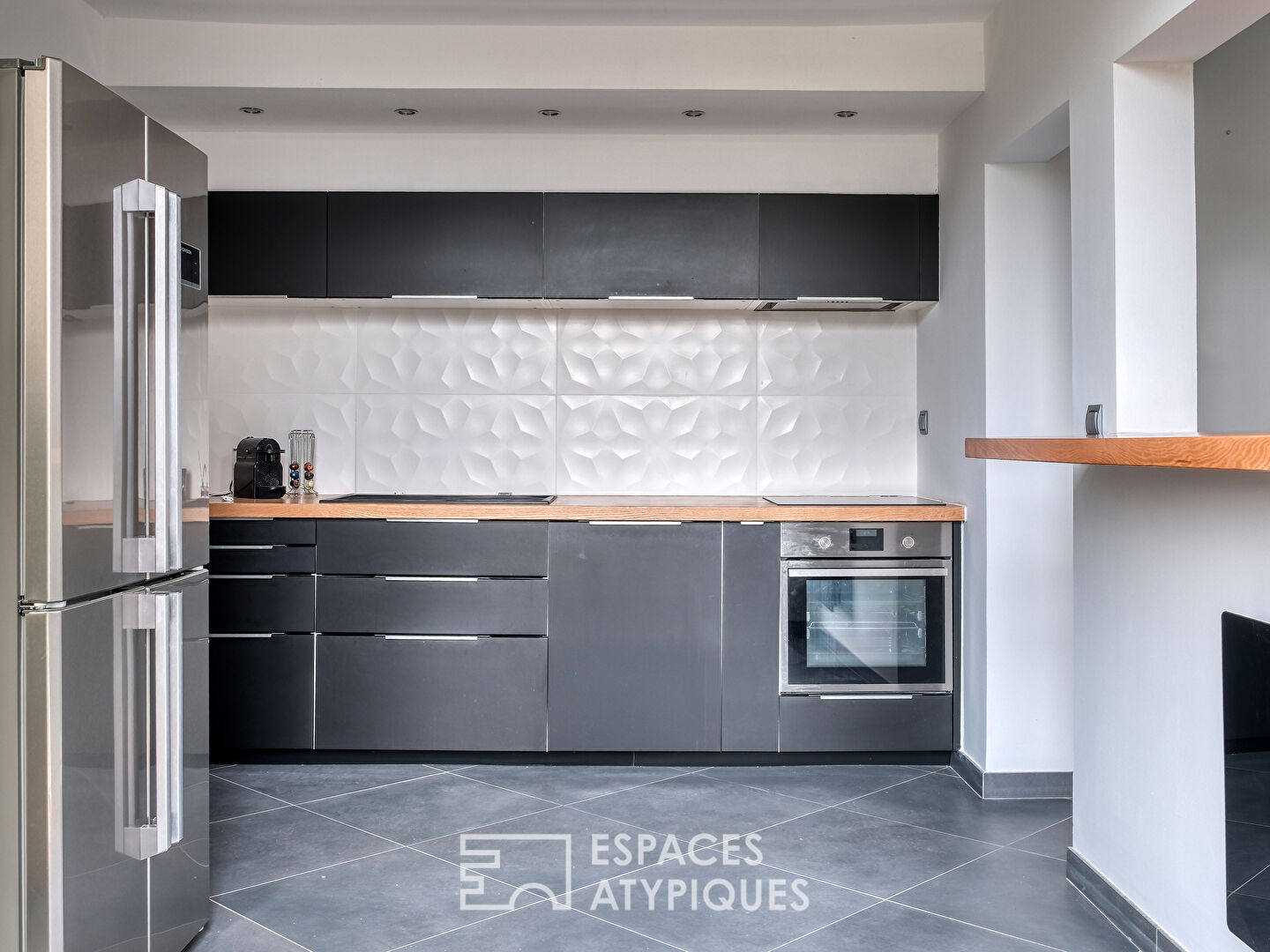 Duplex contemporain avec jardin