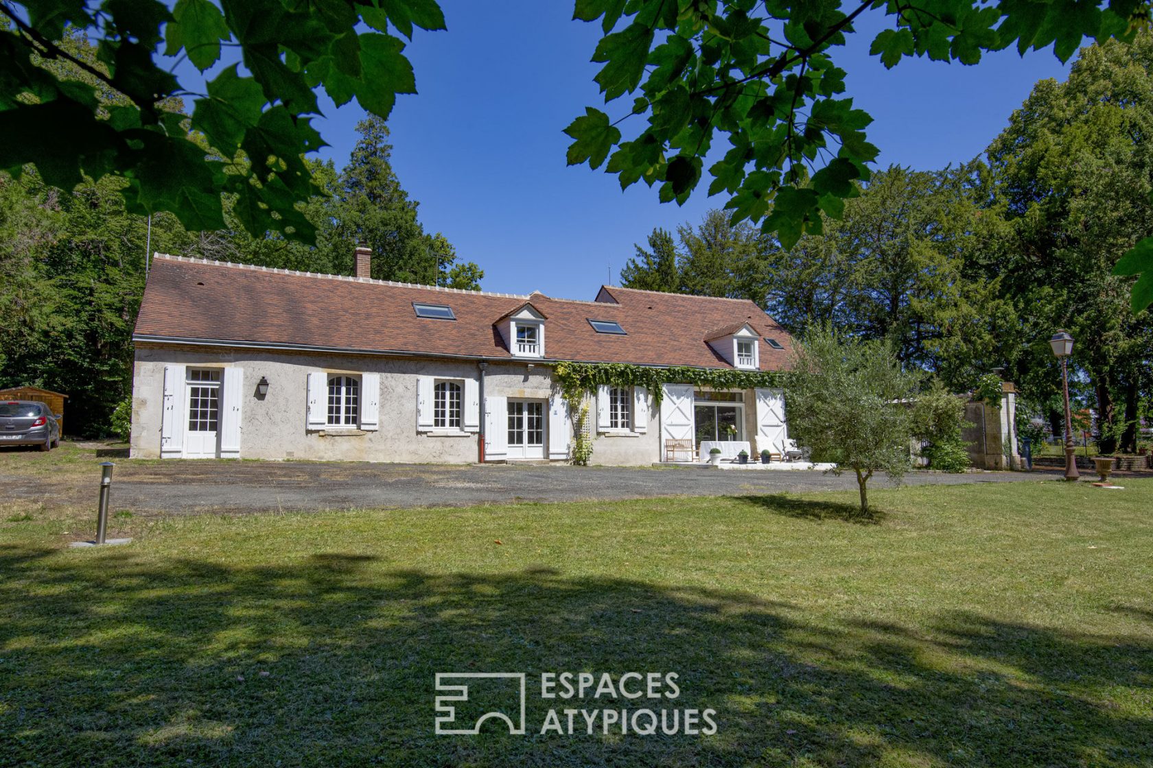 Maison Saint Jean De Braye 8 pièce(s) 282 m2